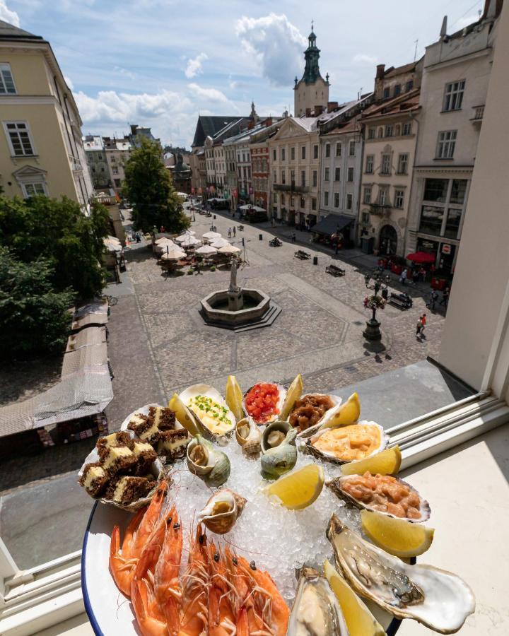 Oysters & Bubbles Gastro Hotel. Rynok Square Lviv Exteriör bild